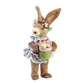 Uskrsni zec, ukras, umjetna соломенный zec s jajima, stoji za lutke